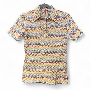 Vintage 70s Multicoloured chevron pattern short sleeve shirt size XS